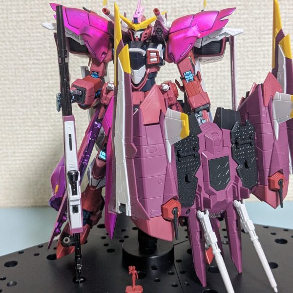 最終決戦仕様強化型MS　ジャスティスガンダム