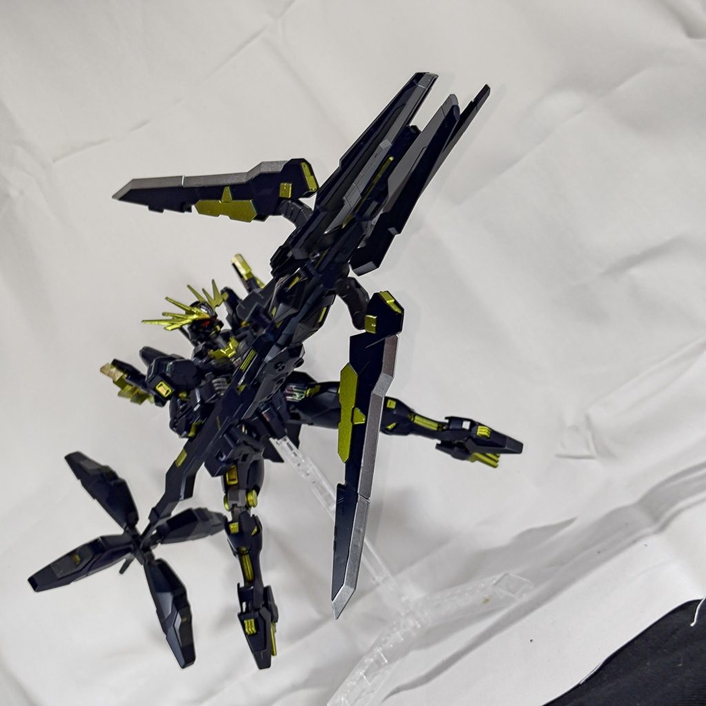 ガンダムキャリバーン二号機.ロンゴミアント–3枚目/制作者：カンナオス