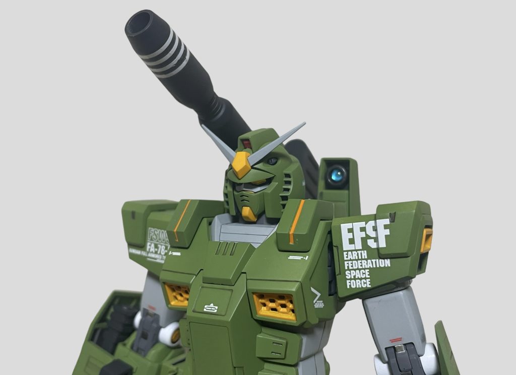 イケメンなのでバストショットも。