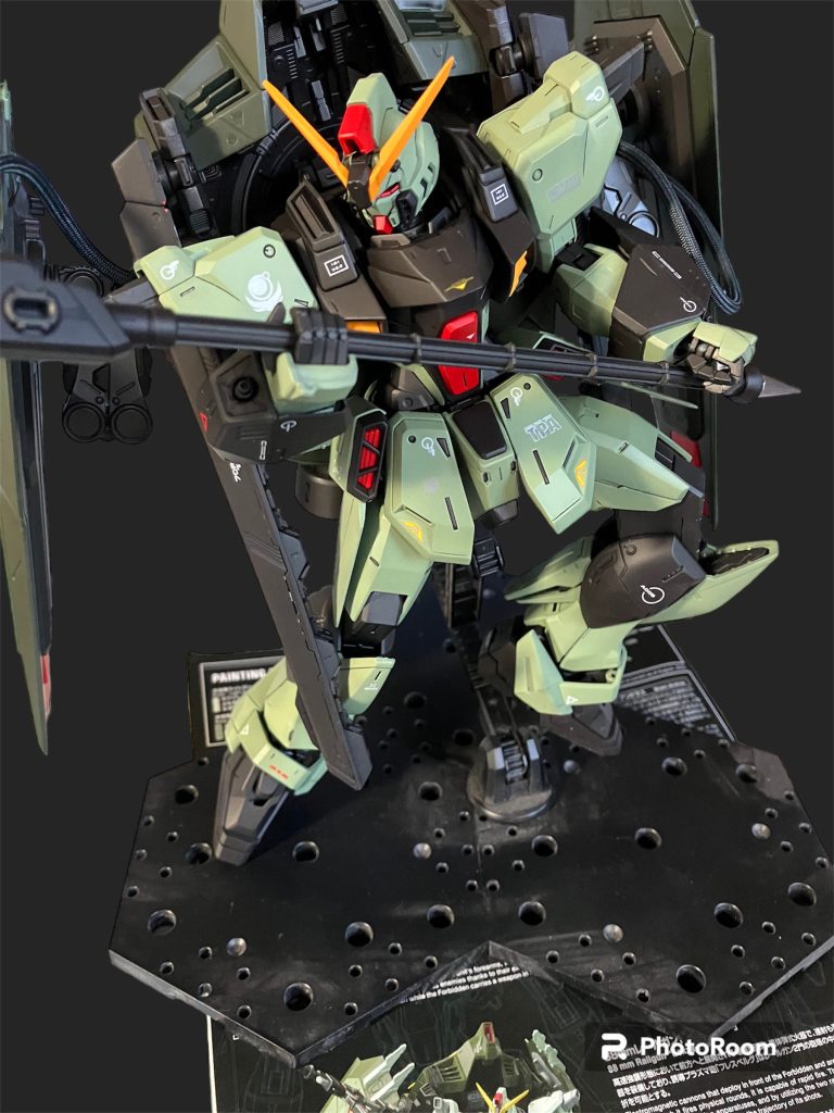 下手ですがポーズ決めて見ました