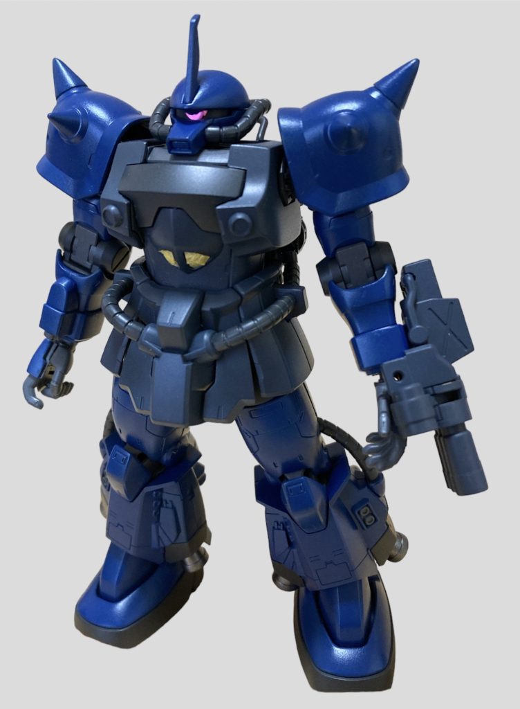 塗装後の完成時です。コクピットにマスキングテープが貼ってあるのは艶消しトップコートする為です