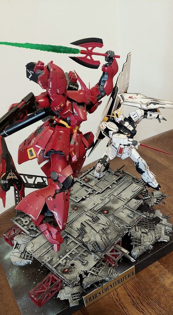 逆襲のシャア　RGニューガンダム、サザビー–3枚目/制作者：ハヤト