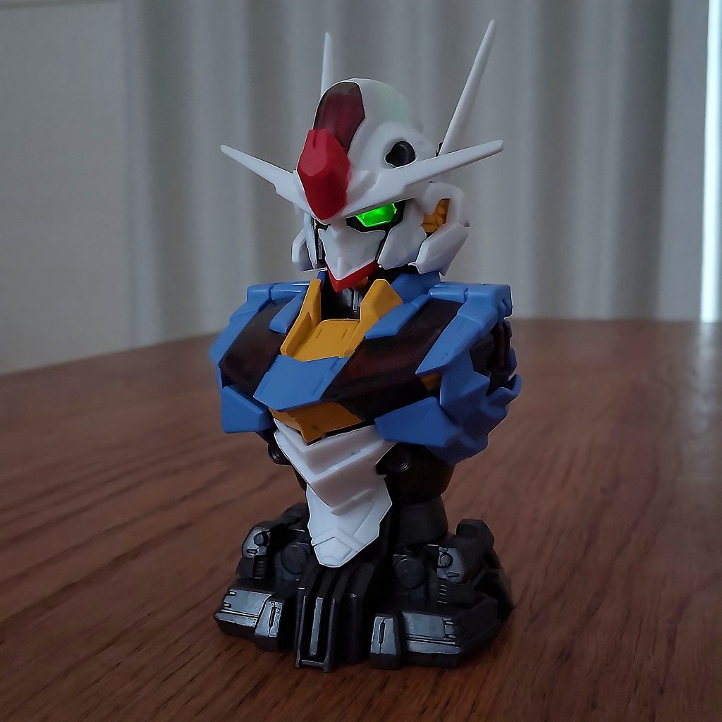 素組み+ルミナス発光(目)両方光らそうと思ったらメカフレームもう1個引かないかんのねw