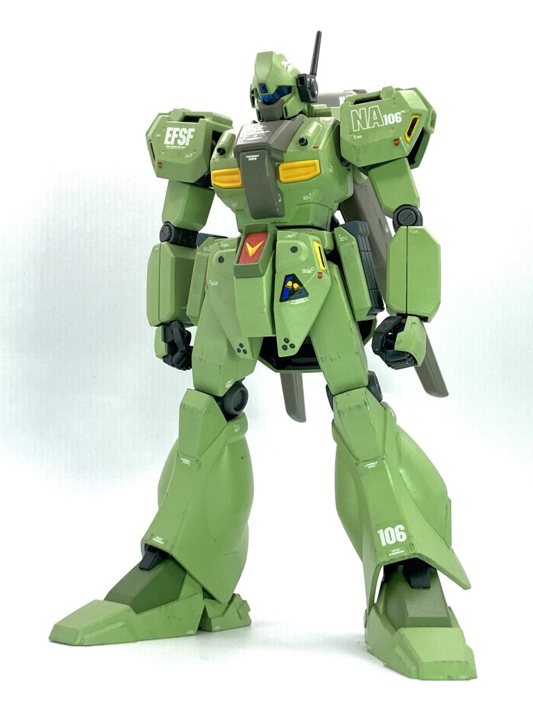 増加装備を外した状態。適度にウェザリングを施しています。 デカールはいつものオリジン版。Ka signature仕様です。メンテナンス関連をホワイト、スラスター周り等注意を促すのはレッドと分けることでメリハリ付けています。 個人的にはあまりうるさく無く、でも良い情報量になったかなー？なんて思ってます。