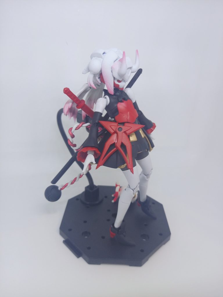 髪の毛のお団子はパテで自作しました