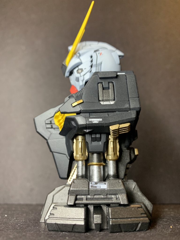 メカニカルバスト-νガンダム–4枚目/制作者：BJ_TW