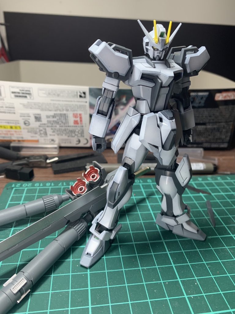 EGストライクガンダム 未啟動–3枚目/制作者：BJ_TW