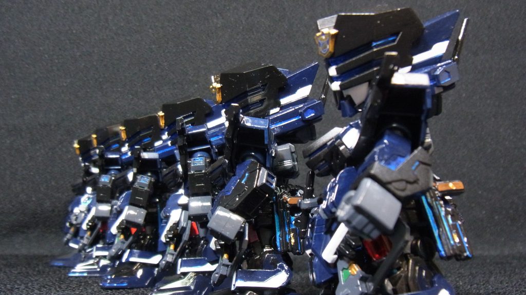 名もなき一般機はカメラに映らない戦場のすみっこでがんばっているのです。