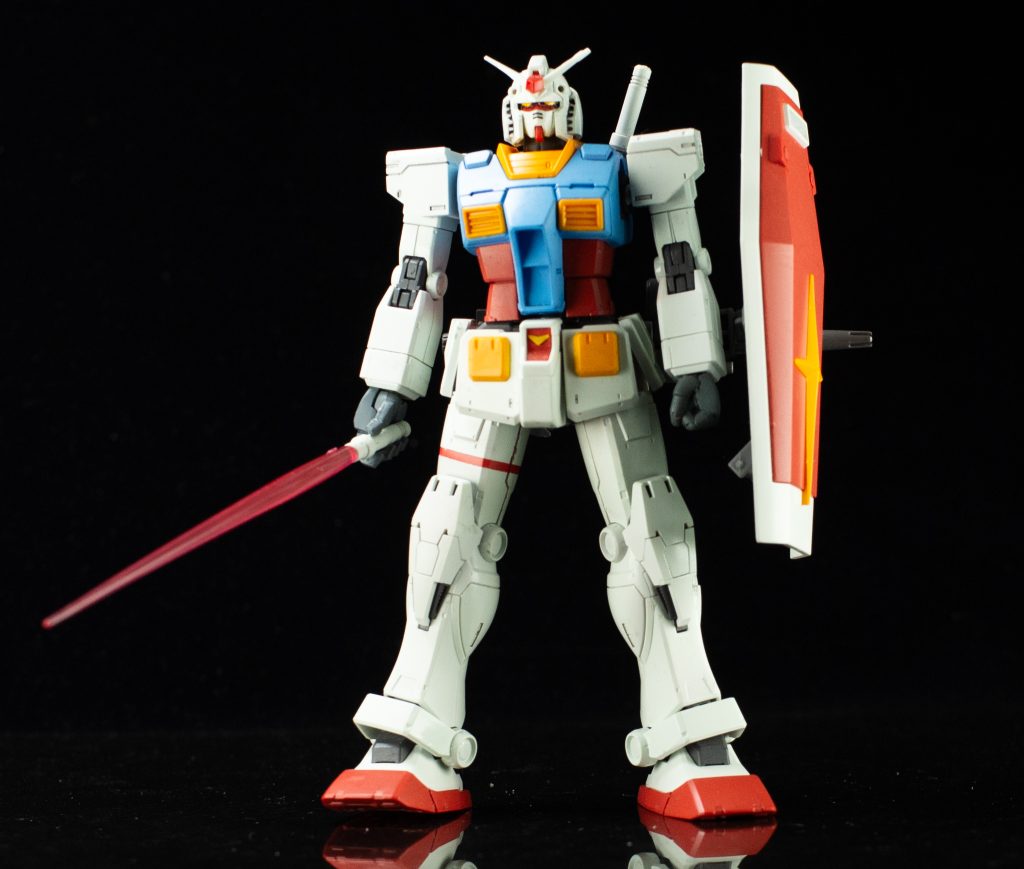 ビームサーベルは短い方が好きです。手首はジム・クゥエルの物を流用しています