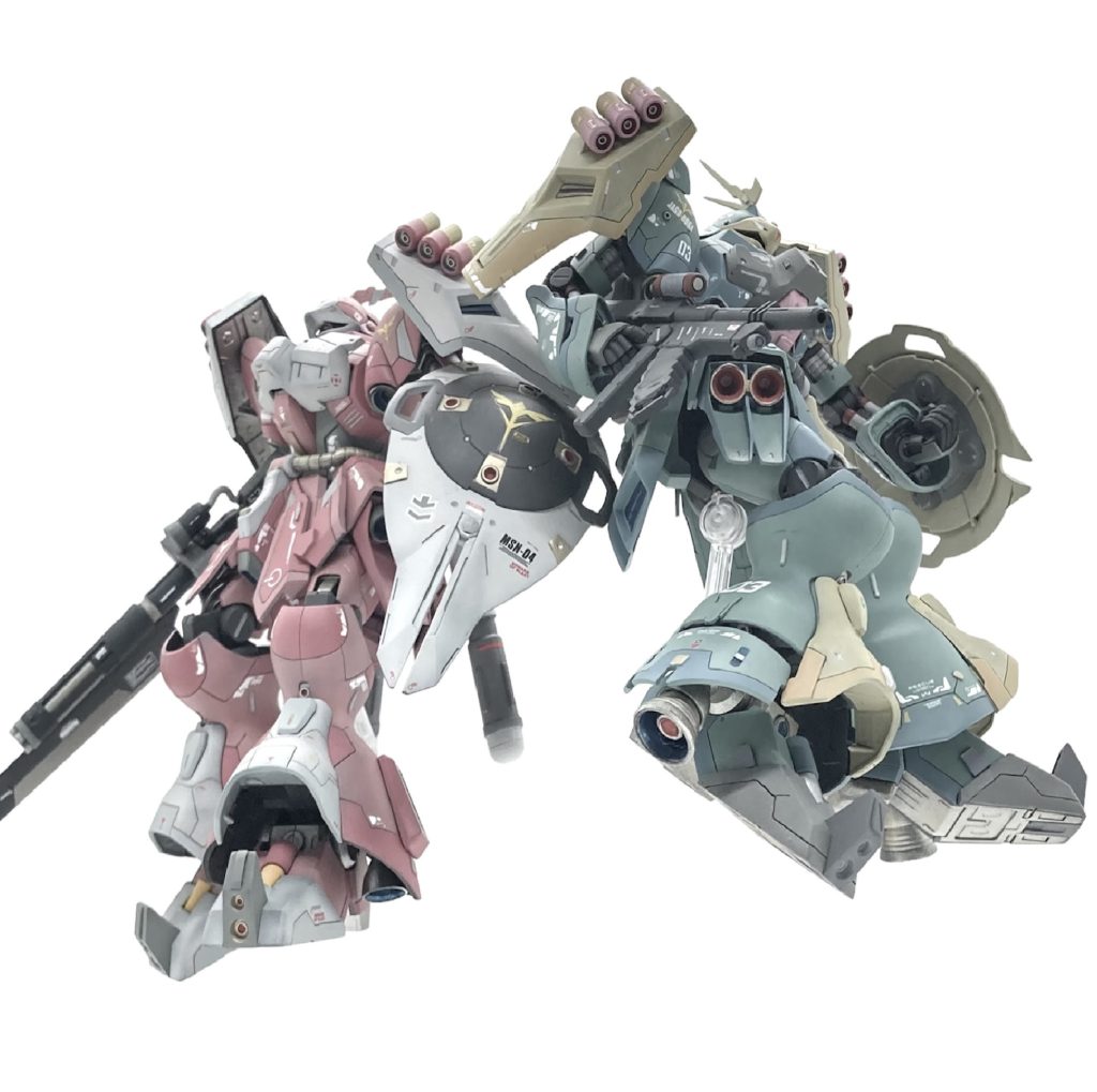 背後を任せるポーズが気に入ってます。