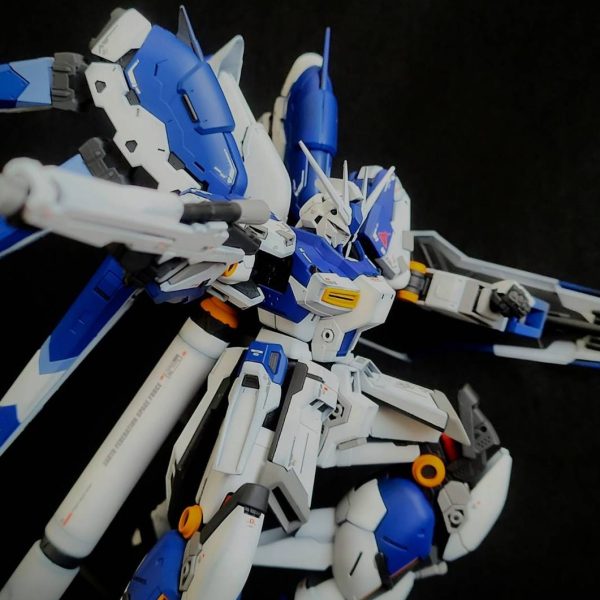 RG Hi-νガンダム