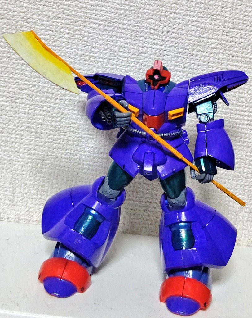 デカール筆塗装前のランナー塗装仮組みなので背部がありません