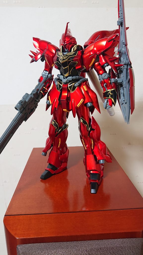 反対から。足がひょろっとしてますが本物はもっとカッコいいです♪(笑)