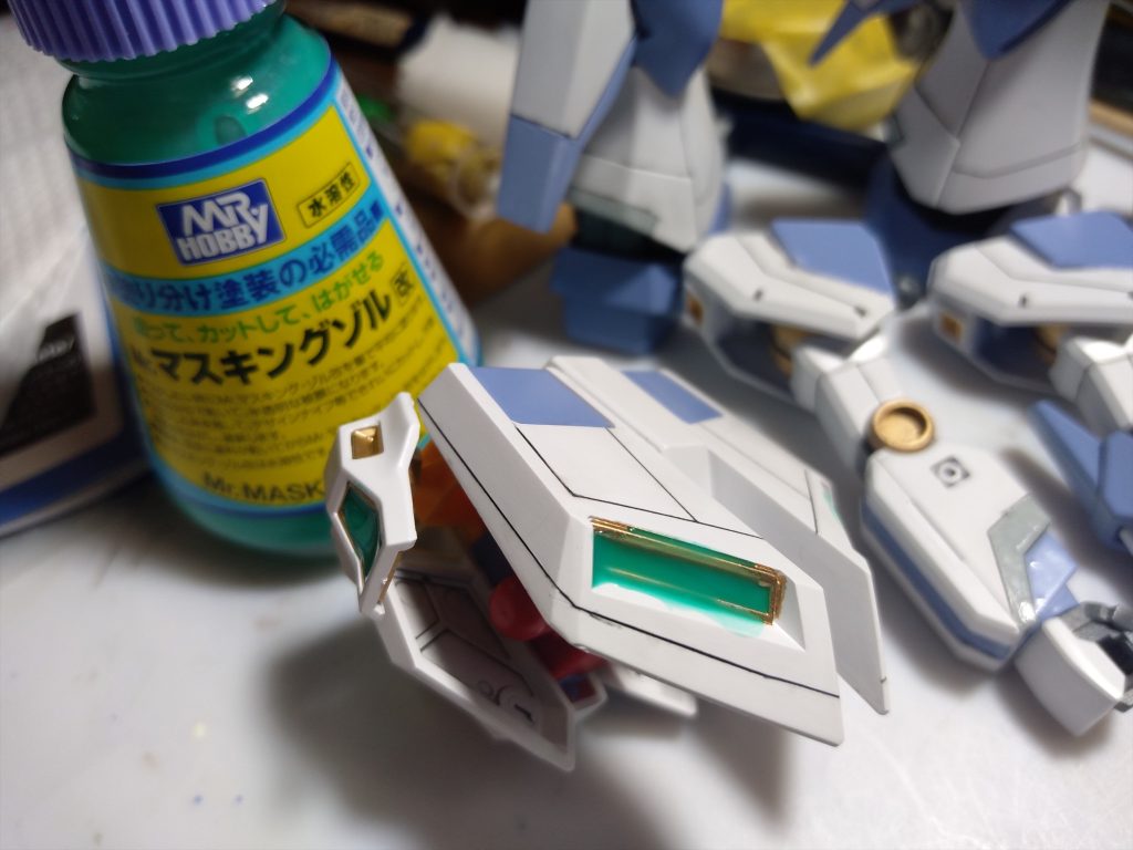 色々道具を買ったので試してみる。マスキングゾル、こういう段差だと入り込んで剥がしづらかったです。