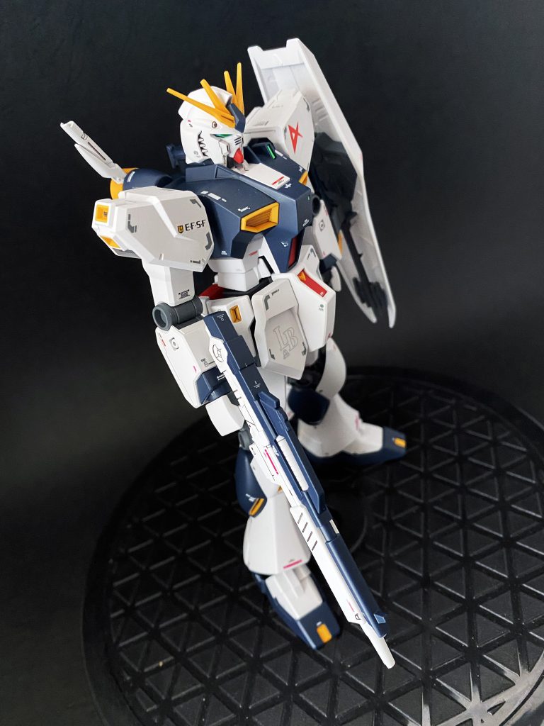 EG νガンダム–4枚目/制作者:マシグレ3