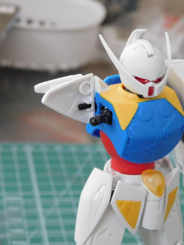 腕にもボールジョイントを仕込みました。コレで柔軟な可動が可能になりました。