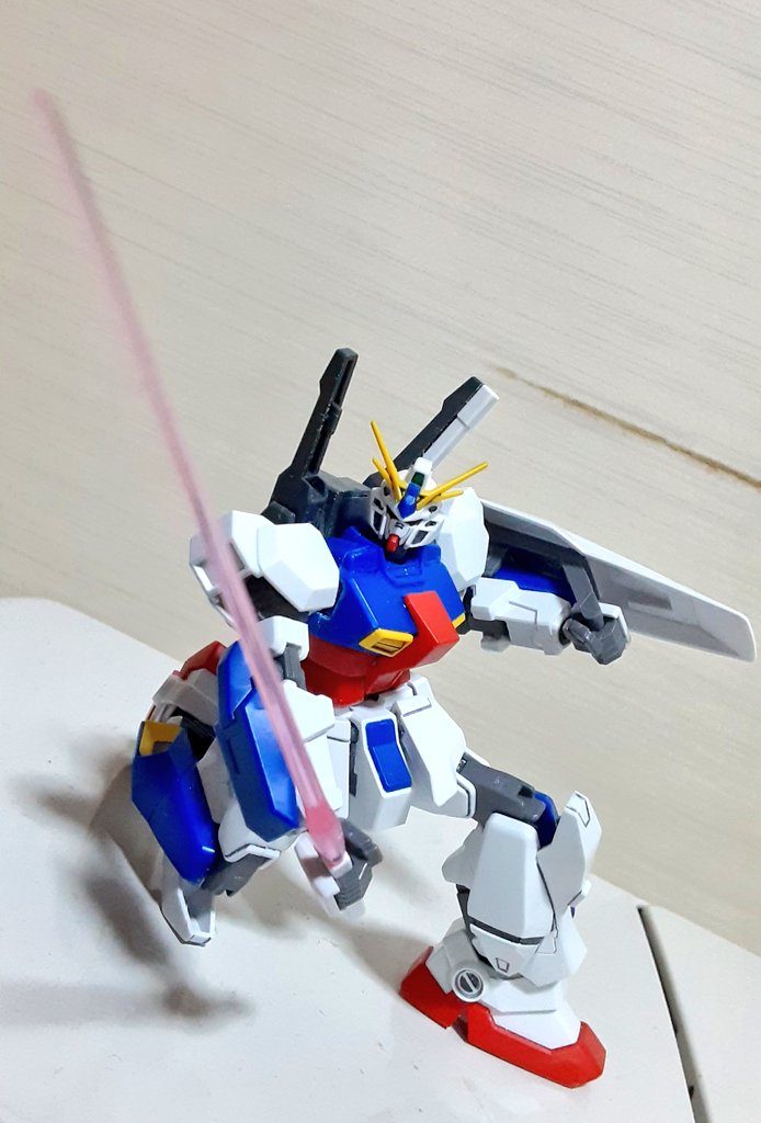 片足膝付きポーズ２