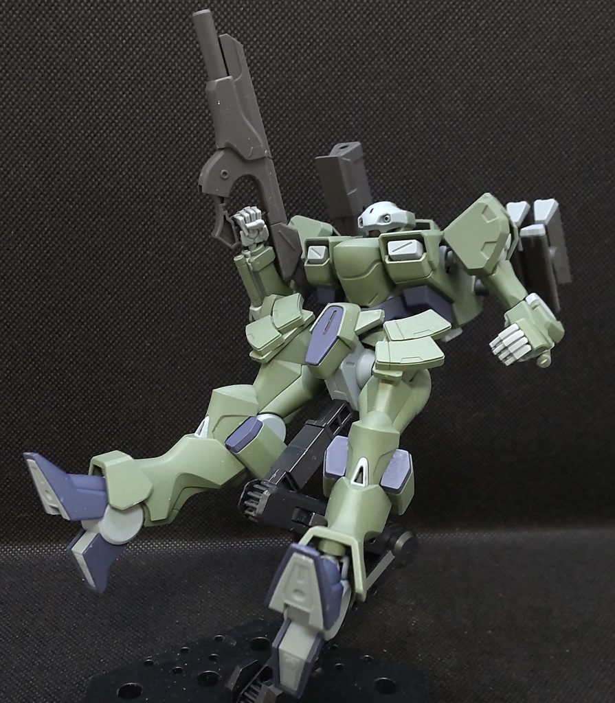 ザウォートも良いキットでしたがザウォートヘヴィは更に軍用機色がして良いキットですね。