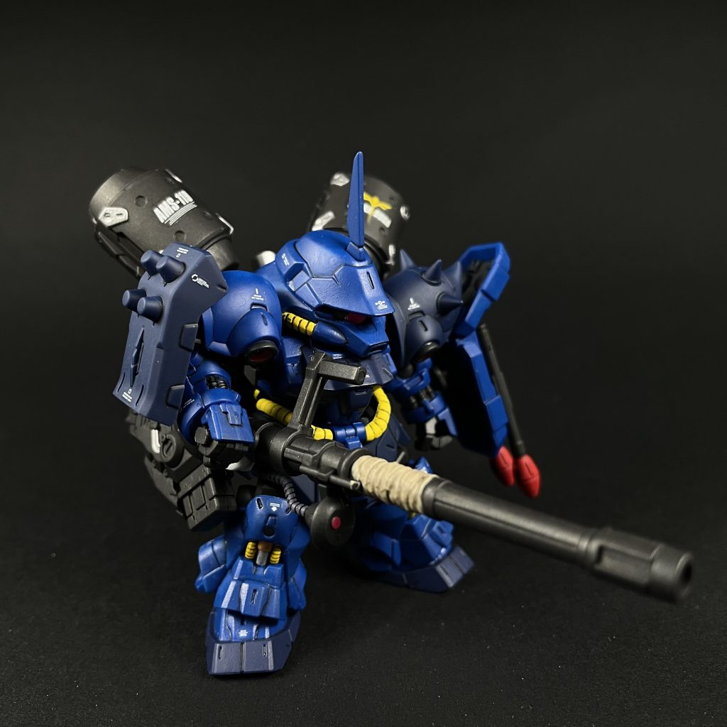 別売りのEXパーツでランゲ・ブルーノ砲を装備。