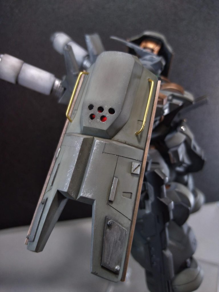 前回のエアリアルに比べたら、安いキットだし練習！と思って色々やったけど、今までで一番かっこよく作れてしまった気がするありがとうディランザくん！ぼくちょっとアーマードコアに戻るよ！