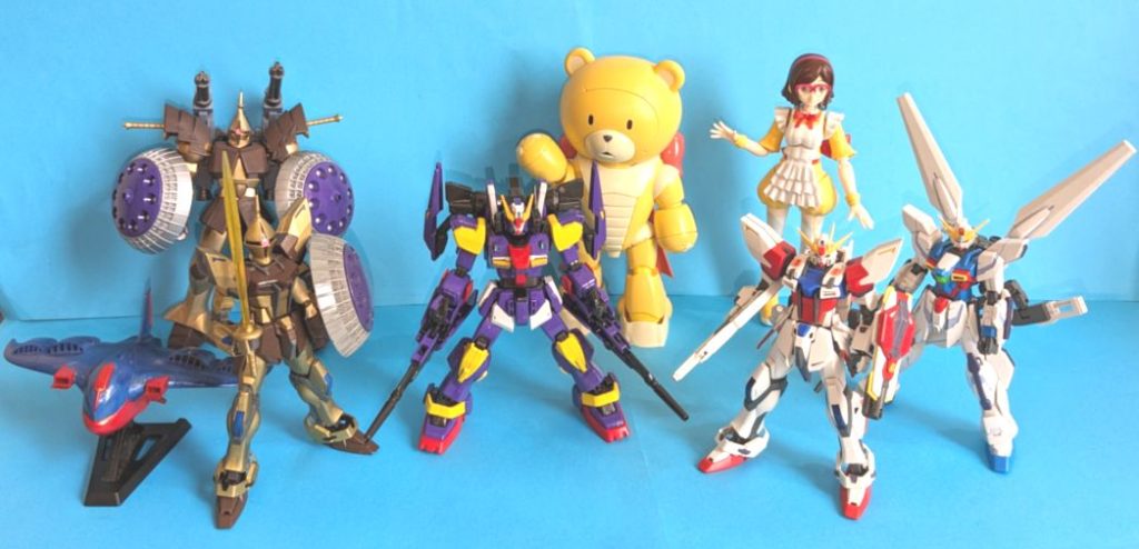 無印ビルドファイターズ関係でパシャリ。残りのガンプラはあえて原作通りかオリ素材にするか迷いどころであります…