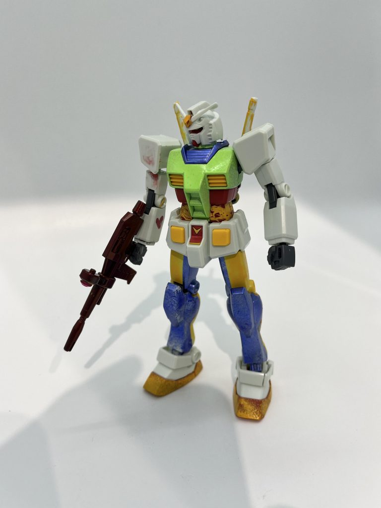 ちなみに、こちらがガンダムベースで作ったガンダムです。