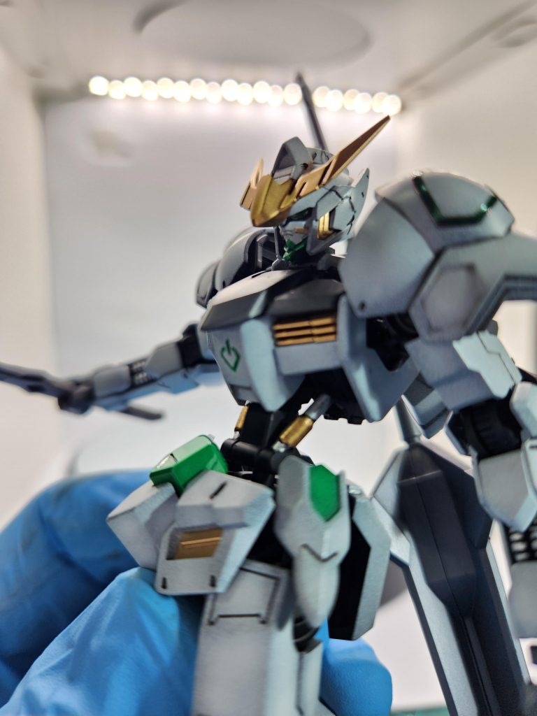 顔面や、動力パイプ、シリンダなどは、あとから筆塗りしています。