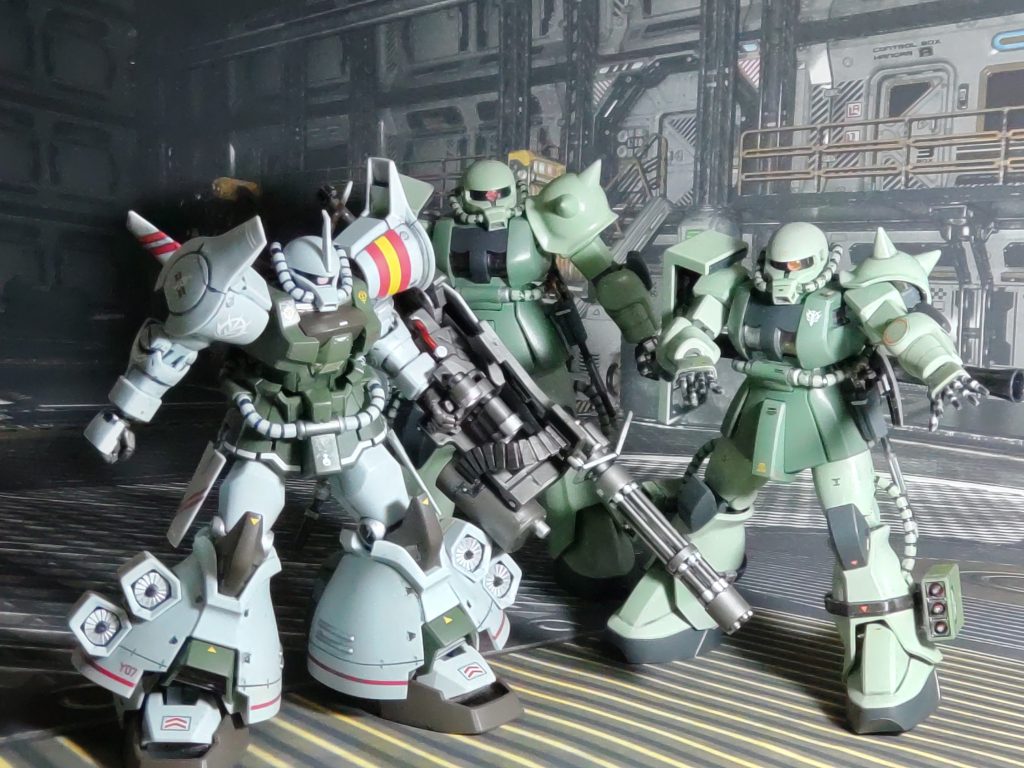 時は一年戦争末期ジャブロー上空を飛ぶガウ攻撃空母から、一機のMSが飛び立とうとしていた「タッカー大尉、発艦準備をお願いします」「俺が先に出て進路を作る。お前達はその後に降下しろ、良いな」「了解です❗」ジオン空軍所属のホークウィンド・タッカー大尉は、ここに至るまでの経緯を振り返っていた…彼は元ドップファイターだった空中戦でのノウハウの無いジオン公国にとって、ドップ乗りの生還率は非常に低いそんな中、最前線で活躍し続け今日まで生き延びてきた彼は、紛れもないエースと言って良いだろうしかし、そんな彼だからこそ戦闘機には限界を感じており、MSに…それも空中戦のできるMSの開発に携わるのは必然だったと言えようしかし、元々空へのノウハウの無いジオンにとって、MSを飛ばすのは更に困難なる道のりであった…