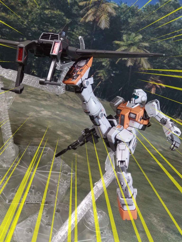 「確かにこの機体には慣れてねえよ…。だがなぁ…、ハードラックとのダンスには慣れてんだよっ❗❗」ライトライナーを蹴り上げ無理やり体勢を戻すと、トビーはライトライナーを掴んで再び空へと舞い上がった