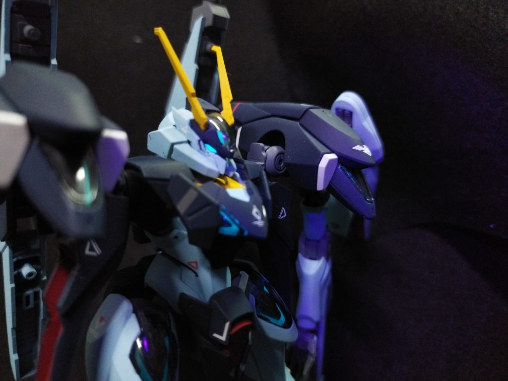 シェルユニットの色はダリルバルデに近いブルーグリーン