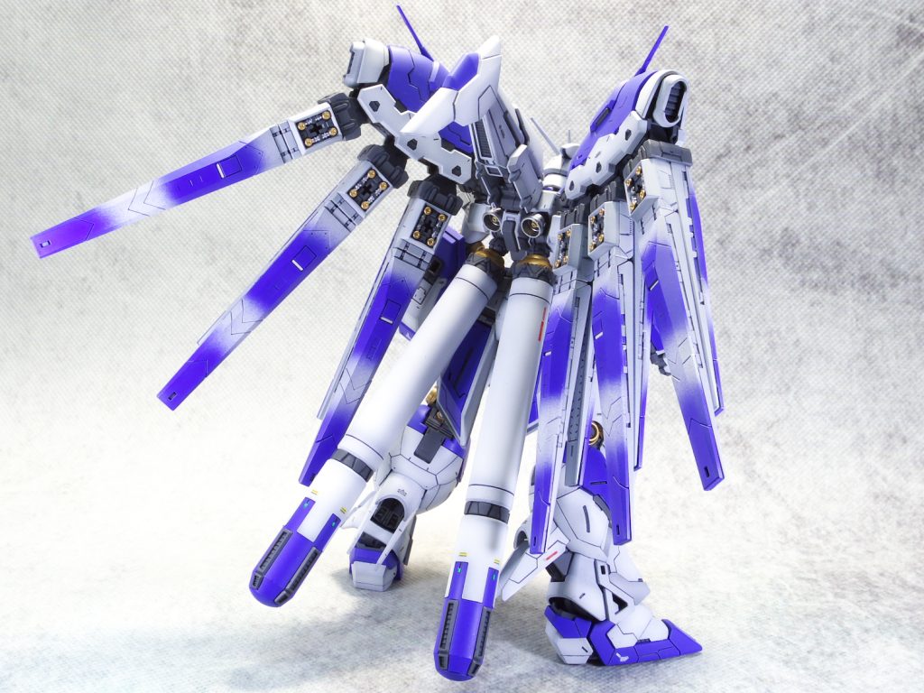 RG Hi-νガンダム–5枚目/制作者：gunplacraft