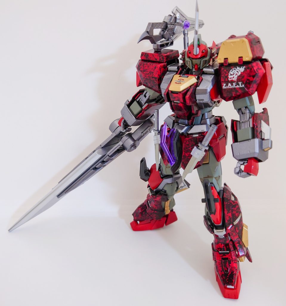 ソードスラスターユニットの武器変形後、大型の対艦刀!