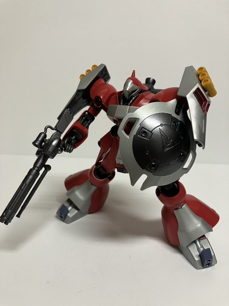 サザビーやギュネイ専用ヤクト・ドーガ作って並べたくなります🤣