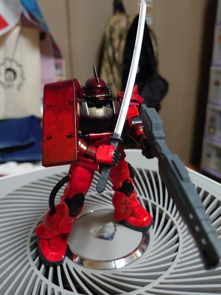 『私を殺したいのはわかるが、今は任務に集中してほしいものだな』