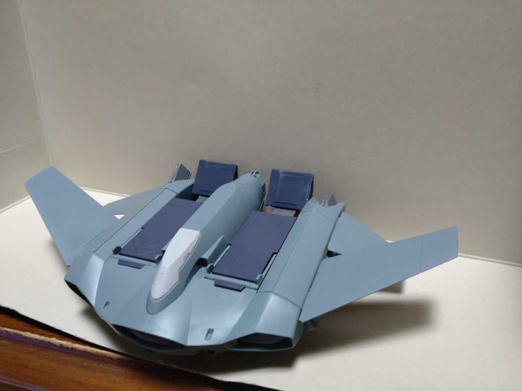 ティックバランのテールパーツを外したら、思った以上にドダイ2に見えてくる。これで、とりあえずトリントン基地までは、飛んでいけそう。