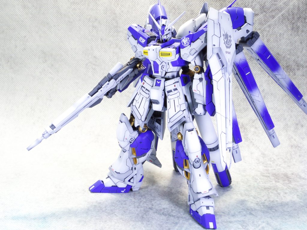 RG Hi-νガンダム–2枚目/制作者：gunplacraft