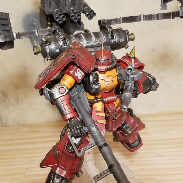 こんなザクは怖すぎる。