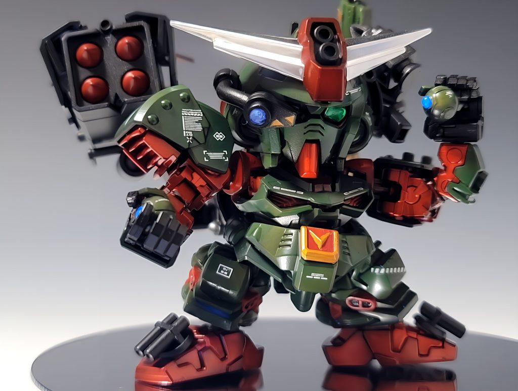 パイナップルボール投げ!コマンドガンダムといえばパイナップルボールだと思うんです。レジンでおめめもパッチリ(´◉ω◉ ` )