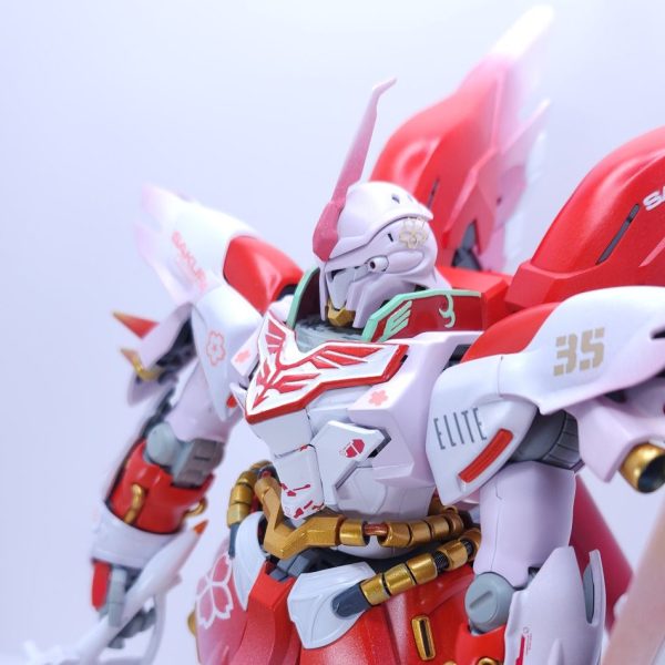 さくらみこイメージカラー「シナンジュ・エリート」