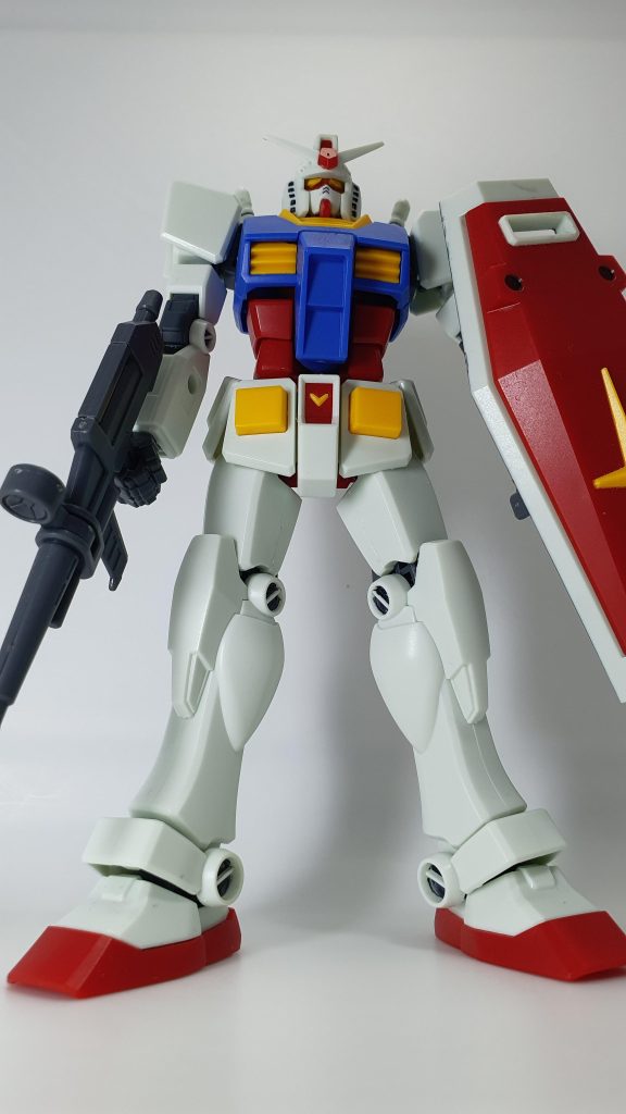 まずは正面から。ほとんど何もしていないですが、やはりプロポーションいいですね〜。