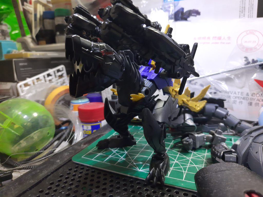 有嘗試以軍馬頸部作改造，但效果一般，不採用