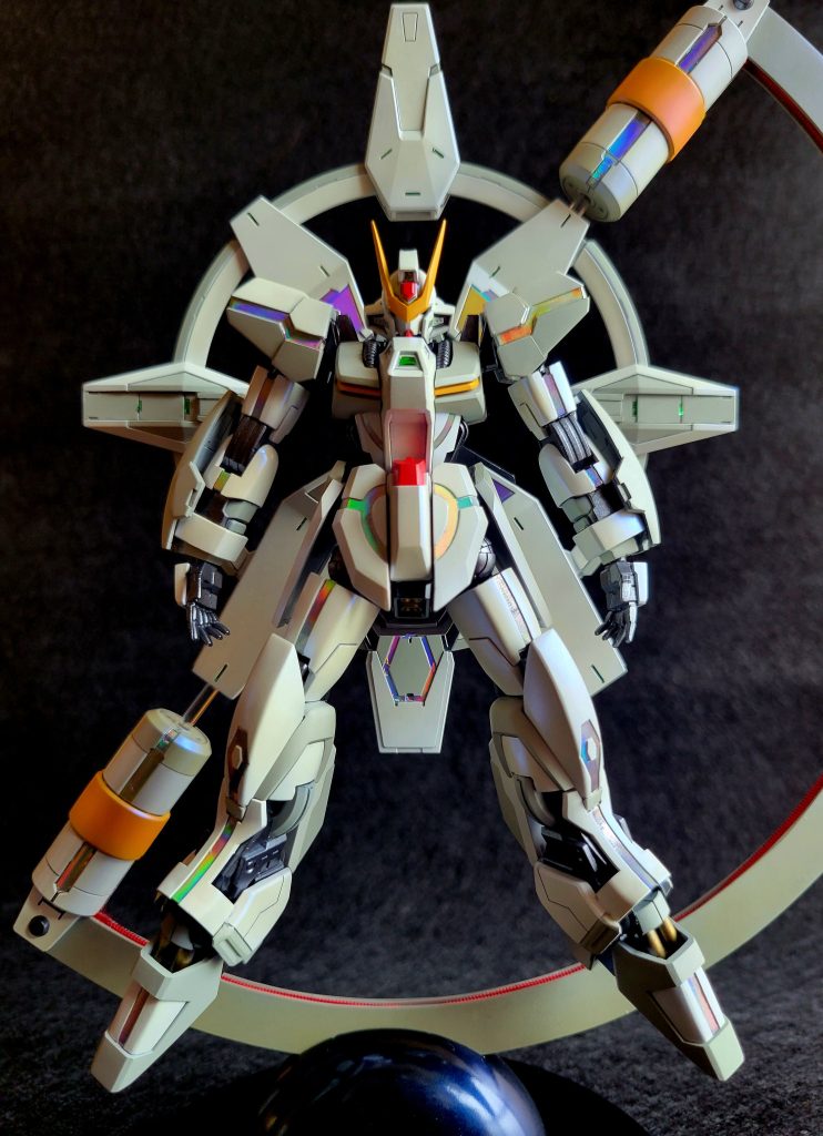 関節は30mmに置換え可動範囲が拡がりました。が、大きくポーズは付けないのであまり意味はありません。