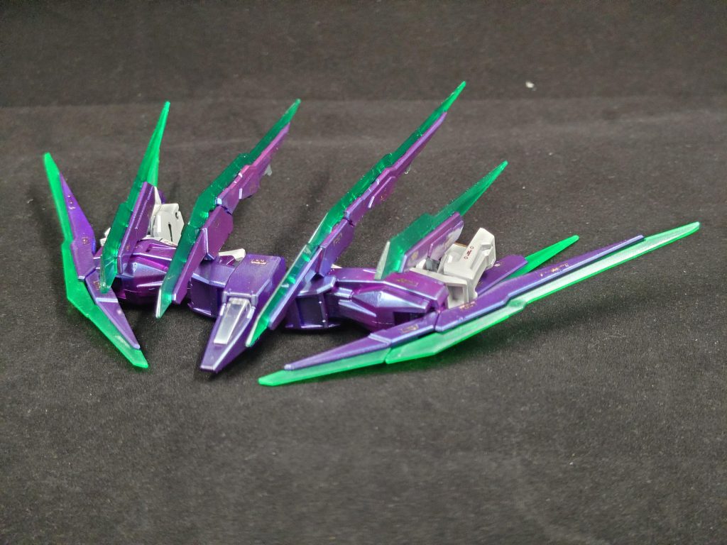 コアファイターです。AGE1の腕やら脚を中心に混ぜて作ってます。