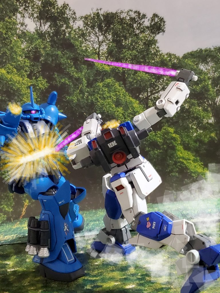 クライ大尉は展開を先読みし、さらに踏み込んでもう1本のサーベルでグフを両断~👊✨ついにクライ大尉はエース機対決に終止符を打ったのである😔🎶こうして連邦軍はラサ南部エリアの制圧に成功~🤩数日後、ラサに東部エリアより進攻中のコジマ大隊が出現したMAを撃破❕極東方面において連邦軍は勝利したのであった……💫以上、私の妄想イメージによるサイラス・ロック中尉の高機動改修型グフとボルグ・クライ大尉のジム・ピクシーの対決でした~😊🎶