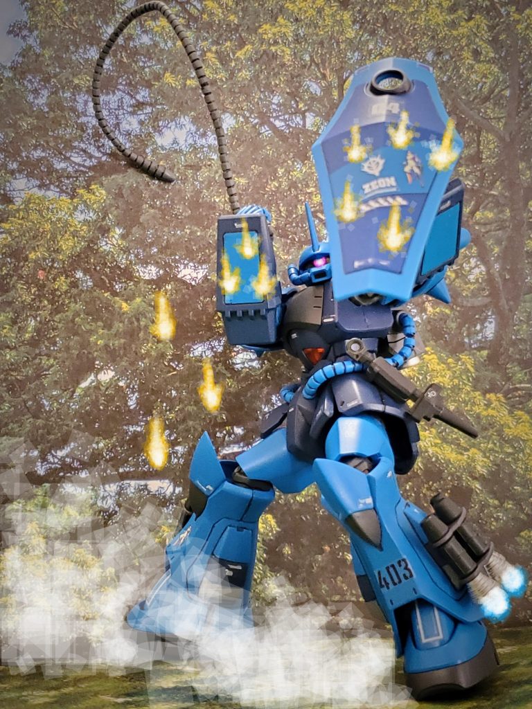 高機動戦闘の中、ジム・ピクシーのマシンガン弾がついにグフを捉える❗シールドやアーマーを破壊して戦況を有利にするクライ大尉😆