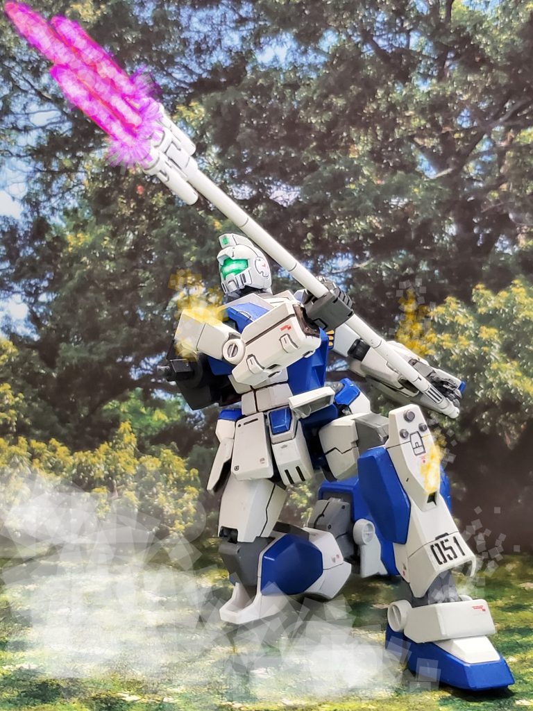 満身創痍になりながらも勝機を探るクライ大尉✨そして、僅かな勝ち筋を見つけた大尉はビームトライデントのビーム出力を最大限にしオーバーロードさせる…😱💦もはや爆発寸前の危険な状態のビームトライデント😎