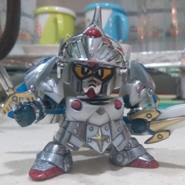 BB戦士　バーサルナイトガンダム