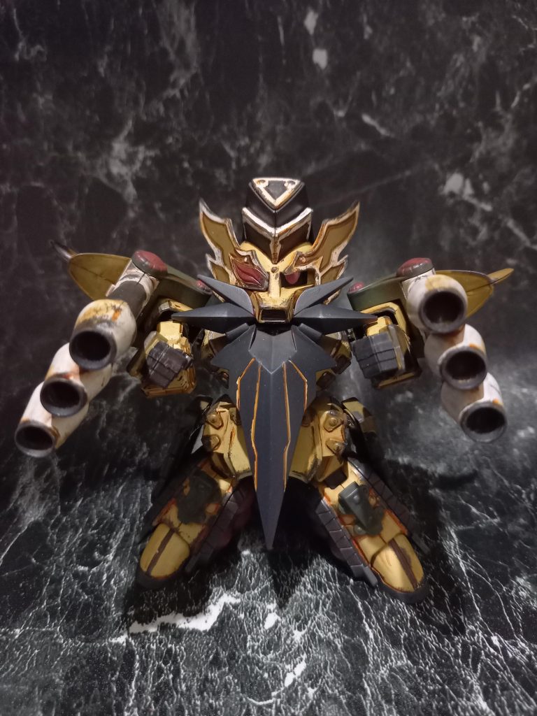 肩の大型バスは取り外し可能なのがよい。無い方が好みだが最強武器なので 