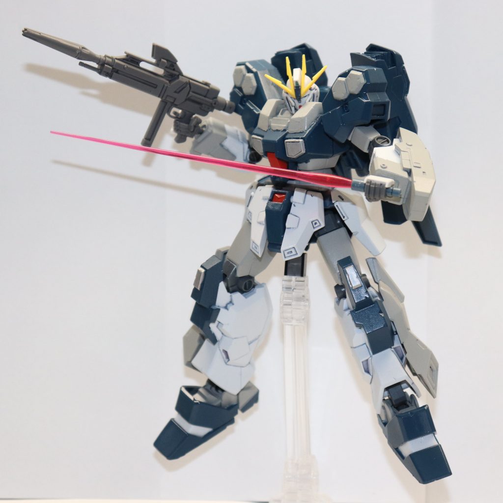 ジェスタキャノンをベースにしたため, マッシブな体型になりました。初のオリジナルMSでしたが, 思ってたように作ることができたと感じています。ご覧いただきありがとうございました!!