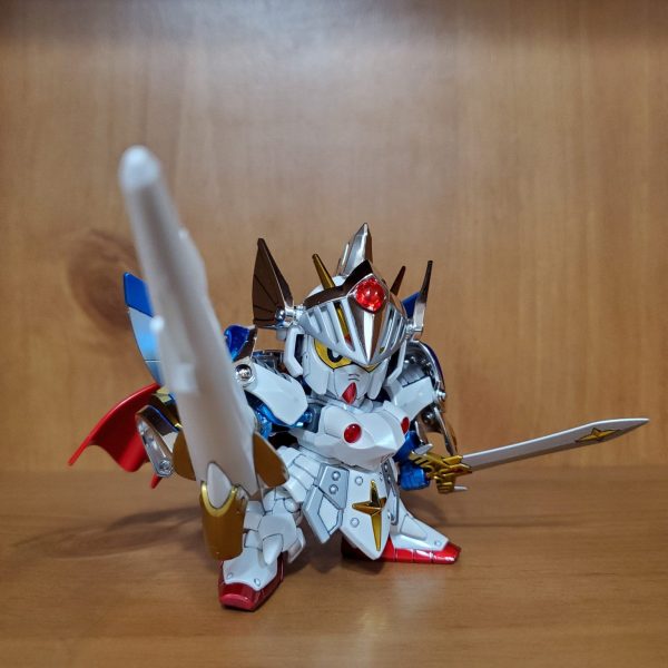 バーサル騎士ガンダム